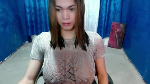 Snapshot of sweet_like_angel143 chatting on July 5, 8:54 am angie online show from July 5, 8:54 am