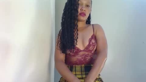 Snapshot of sweet_likey chatting on May 24, 6:57 pm sweet likey online show from May 24, 6:57 pm