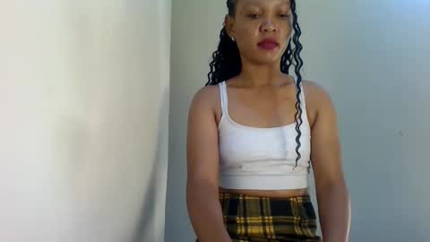 Snapshot of sweet_likey chatting on May 29, 12:41 am sweet likey online show from May 29, 12:41 am