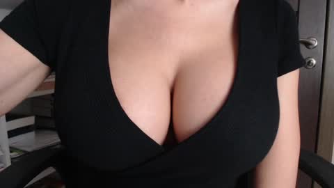 Jen online show from September 30, 7:13 am