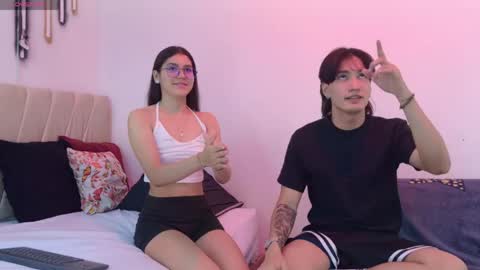 Mia online show from May 7, 12:21 pm