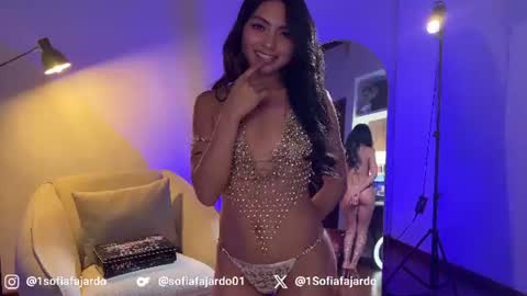 free            private online show from August 1, 12:21 am