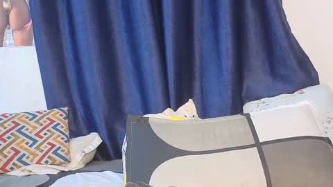 Sweet lizzyy online show from December 3, 7:23 pm