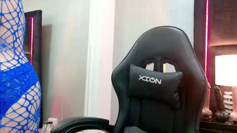 Snapshot of sweet_lucianaaa chatting on November 6, 8:32 pm Luciana online show from November 6, 8:32 pm