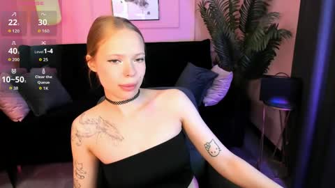 Lucy online show from May 26, 6:09 am