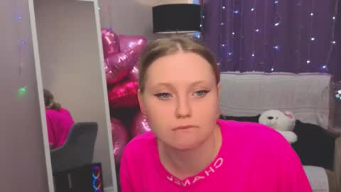 Mikki online show from February 14, 11:51 am