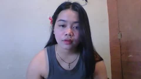 Snapshot of sweet_mae28xx chatting on October 16, 5:19 am sweet_mae28xx online show from October 16, 5:19 am