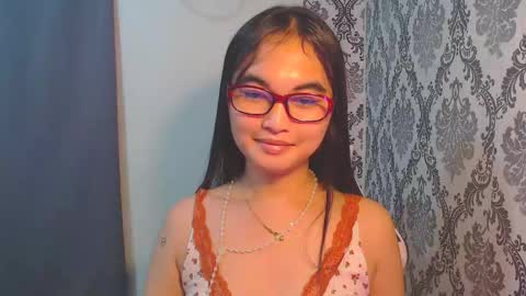 Snapshot of sweet_mariax chatting on November 17, 2:28 am Maria Stella online show from November 17, 2:28 am