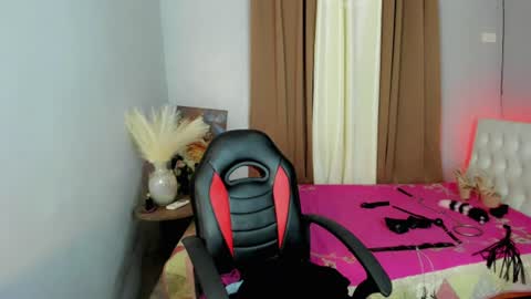 sweet_marie21 online show from June 13, 3:59 am