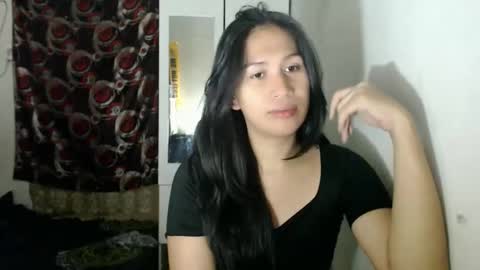 Marie online show from March 23, 9:30 pm