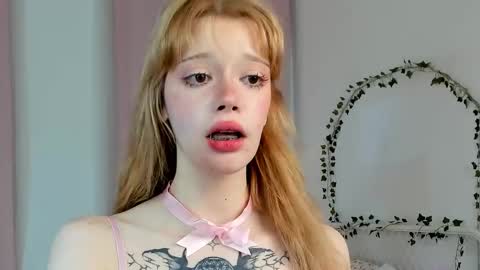 Melissa. Join me on Fansly link in social medias online show from March 4, 9:21 pm