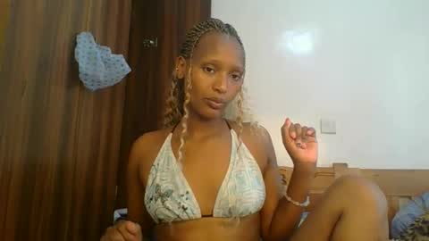 Linda online show from March 14, 10:32 am