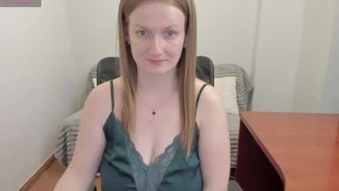 Mila online show from April 25, 6:27 pm