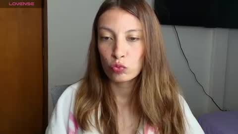 sweet_moon_v_ online show from June 16, 2:03 am