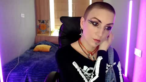 sweet_n_strong online show from April 22, 11:01 am