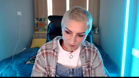 Snapshot of sweet_n_strong chatting on June 4, 10:54 am sweet_n_strong online show from June 4, 10:54 am