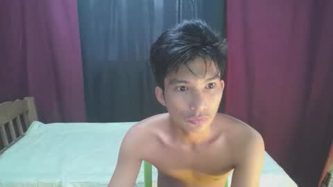 Snapshot of sweet_neth chatting on May 29, 3:59 am KENNETH online show from May 29, 3:59 am