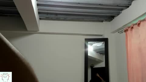 Nhaomy online show from November 17, 5:30 pm