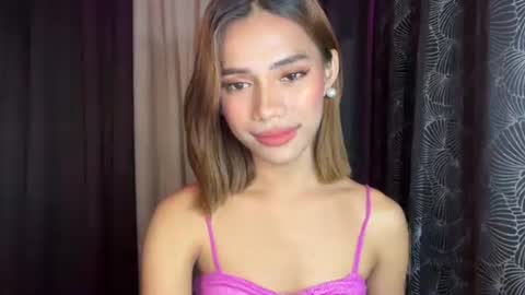 sweet_nikki03 online show from December 18, 6:03 pm