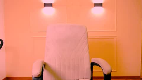 My name is Catalina. Please say hello I like to chat with you. If you have requests please use tip online show from February 18, 3:35 am