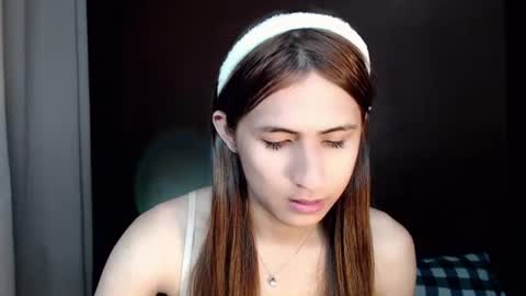 sweet_paprikaxx online show from August 4, 7:05 pm