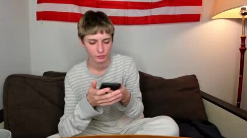 kira online show from December 9, 9:58 pm