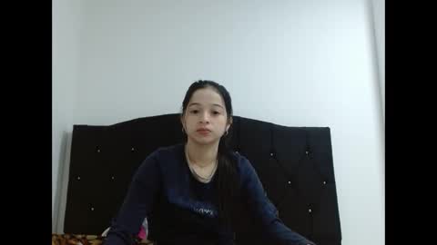 sweet_pecadito online show from December 3, 11:14 pm