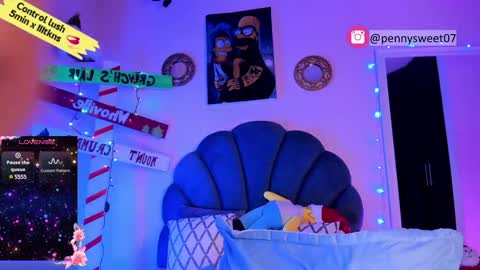 Snapshot of sweet_penny_ chatting on December 13, 11:06 pm Penny online show from December 13, 11:06 pm