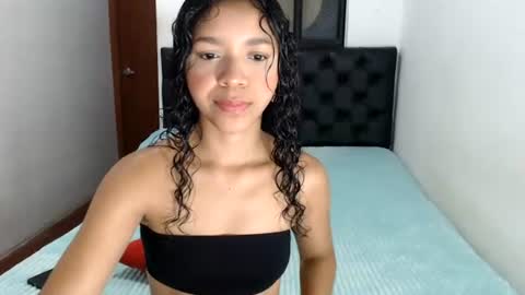 petite sweet online show from June 12, 12:04 pm