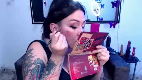 sweet_poison_666 online show from March 7, 1:13 am