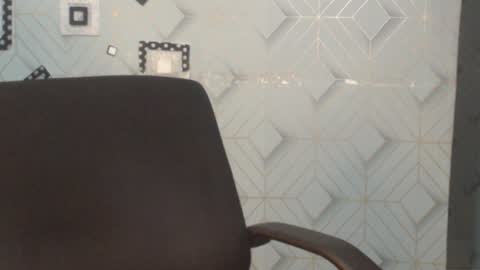 Nancy online show from December 4, 8:07 pm