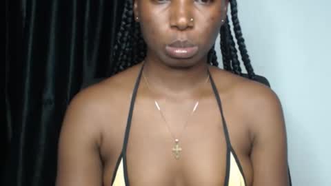 Nancy online show from December 15, 6:01 pm