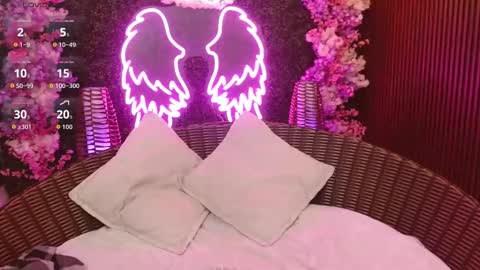 Roxanee online show from January 17, 1:38 pm