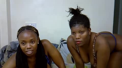 Snapshot of sweet_santana chatting on November 22, 2:54 am Elina online show from November 22, 2:54 am