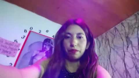 Snapshot of sweet_skylove_ chatting on February 25, 4:31 pm Adriana online show from February 25, 4:31 pm