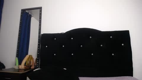 Snapshot of sweet_skylove_ chatting on July 7, 11:53 pm Adriana online show from July 7, 11:53 pm