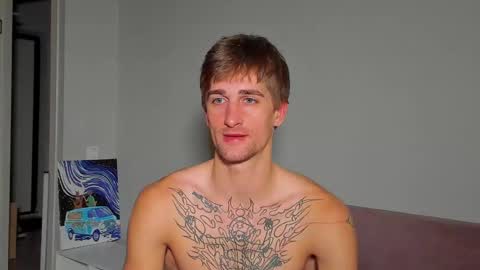 Snapshot of sweet_smith8 chatting on December 16, 10:08 am sweet_smith8 online show from December 16, 10:08 am