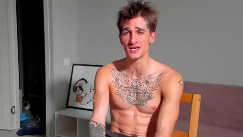 Snapshot of sweet_smith8 chatting on January 13, 5:23 pm sweet_smith8 online show from January 13, 5:23 pm