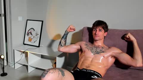 Snapshot of sweet_smith8 chatting on January 30, 9:25 pm sweet_smith8 online show from January 30, 9:25 pm