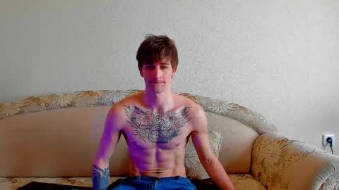 Snapshot of sweet_smith8 chatting on March 5, 8:21 am sweet_smith8 online show from March 5, 8:21 am