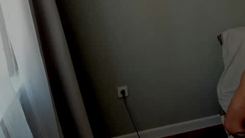 Snapshot of sweet_smith8 chatting on September 26, 7:45 am sweet_smith8 online show from September 26, 7:45 am