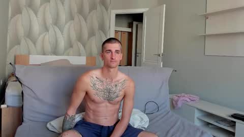 Snapshot of sweet_smith8 chatting on October 7, 6:10 am sweet_smith8 online show from October 7, 6:10 am