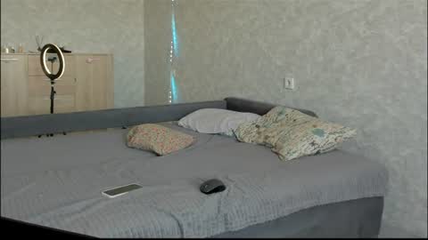 sweet_smith8 online show from July 13, 5:21 am