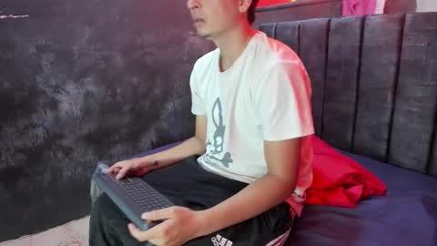 sweet_sofi20 online show from October 21, 1:23 pm