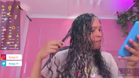 Yeileen online show from February 25, 7:34 pm