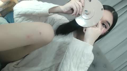 sweet_tatiana28 online show from May 12, 3:31 pm