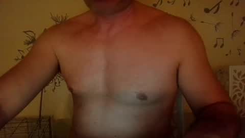 Snapshot of sweet_travelbook chatting on April 16, 10:34 pm sweet_travelbook online show from April 16, 10:34 pm