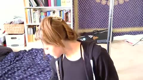 Heidi Brenner - Please check bio for schedule  FAQ online show from January 31, 7:29 pm