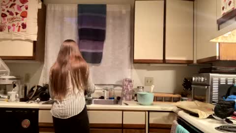 Heidi Brenner - Please check bio for schedule  FAQ online show from February 13, 11:37 pm