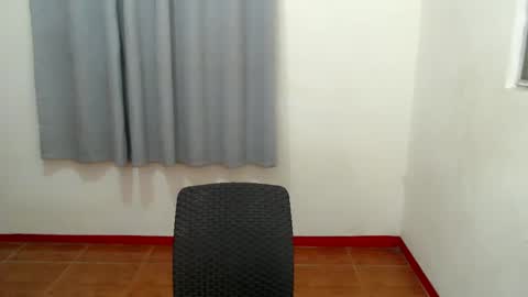 Snapshot of sweet_tyla chatting on January 23, 5:42 pm sweet_tyla online show from January 23, 5:42 pm